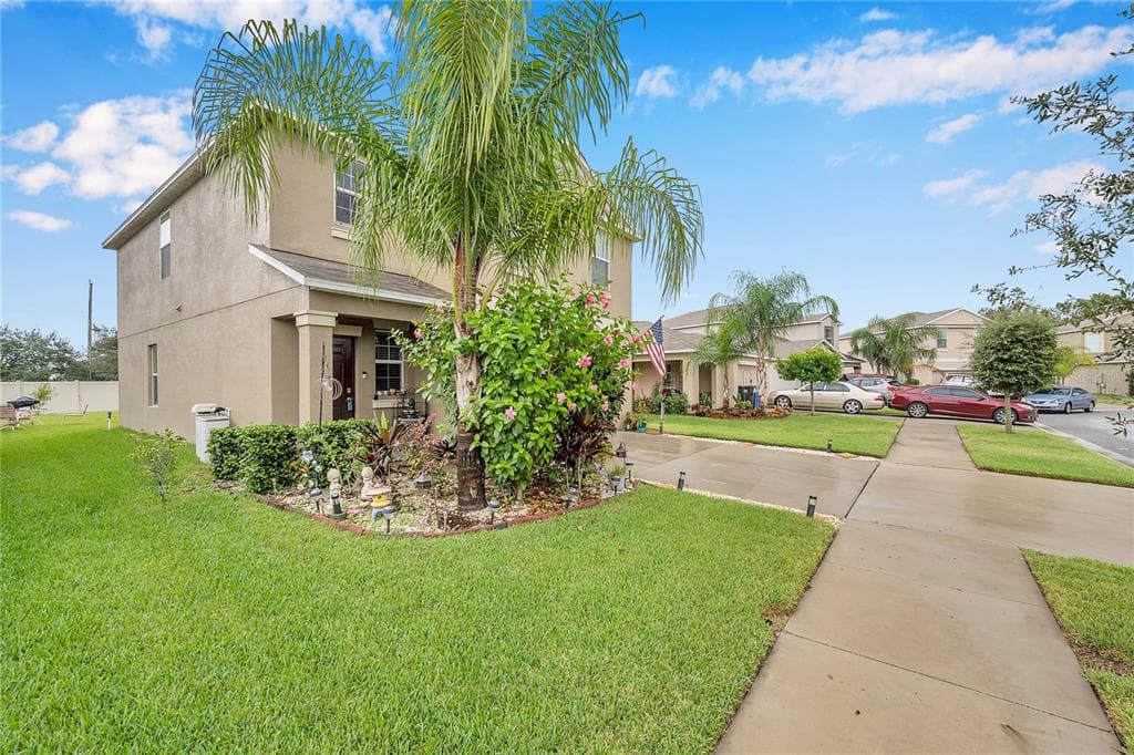 253 CASCADE BEND DRIVE RUSKIN, FL 33570