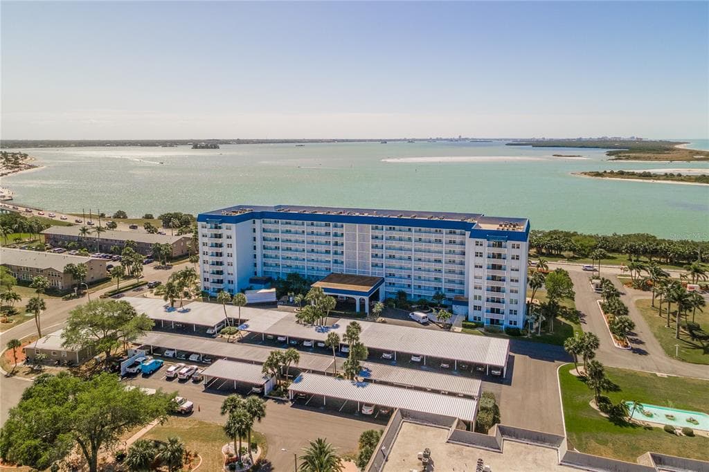 7 ELGIN PLACE UNIT 112 DUNEDIN, FL 34698