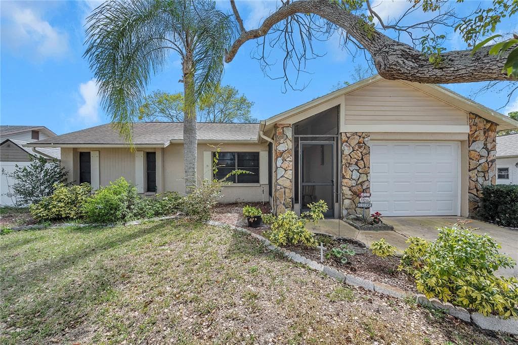 7314 BRAMBLEWOOD DRIVE PORT RICHEY, FL 34668