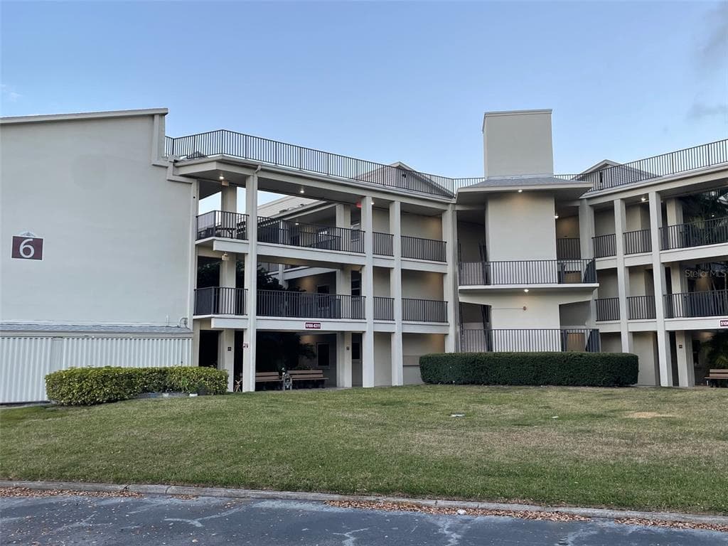 2700 BAYSHORE BOULEVARD UNIT 6102 DUNEDIN, FL 34698