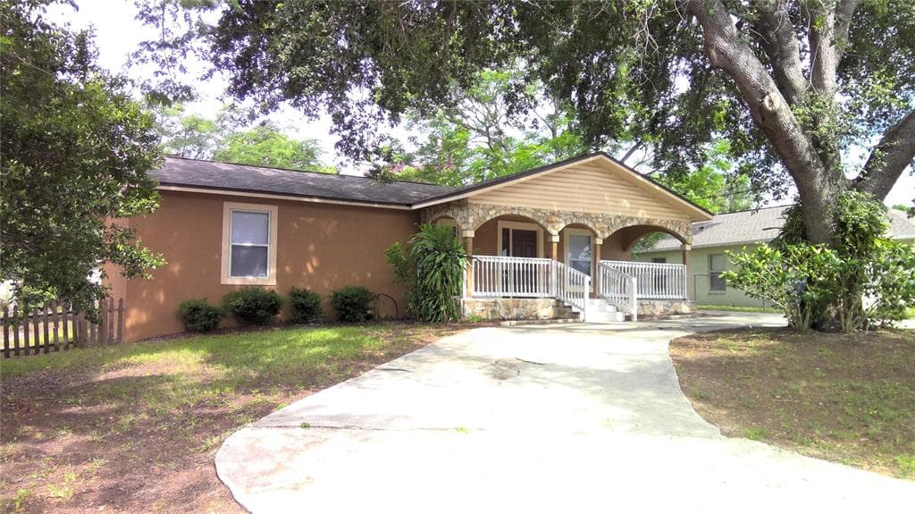 3808 CARROWAY STREET TAMPA, FL 33619