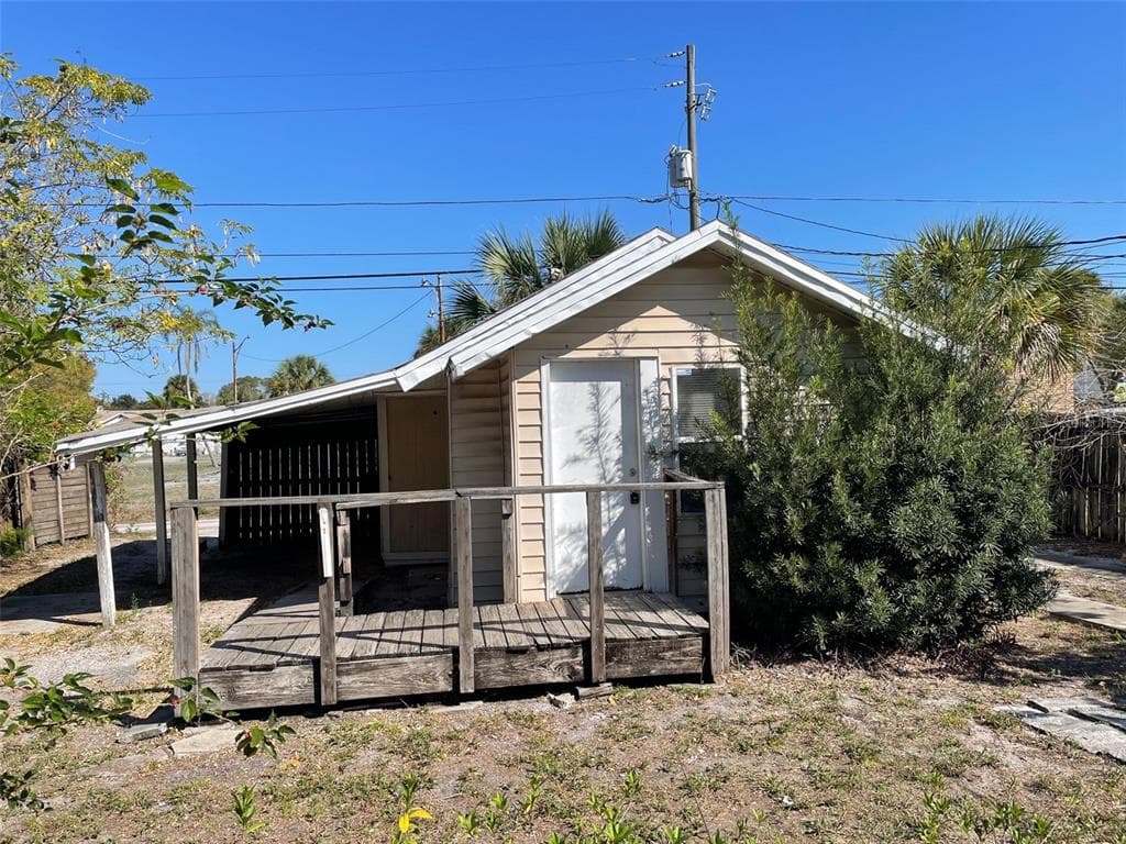 1625 29TH AVENUE N UNIT 2 ST PETERSBURG, FL 33713