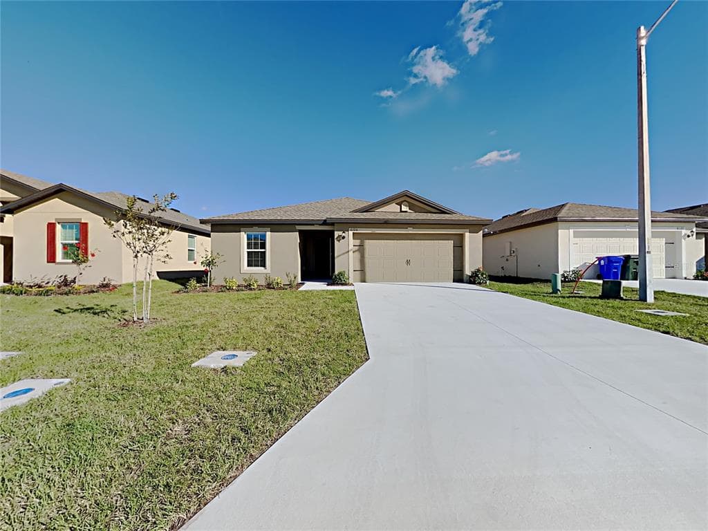 6126 DOLOSTONE DRIVE LAKELAND, FL 33811