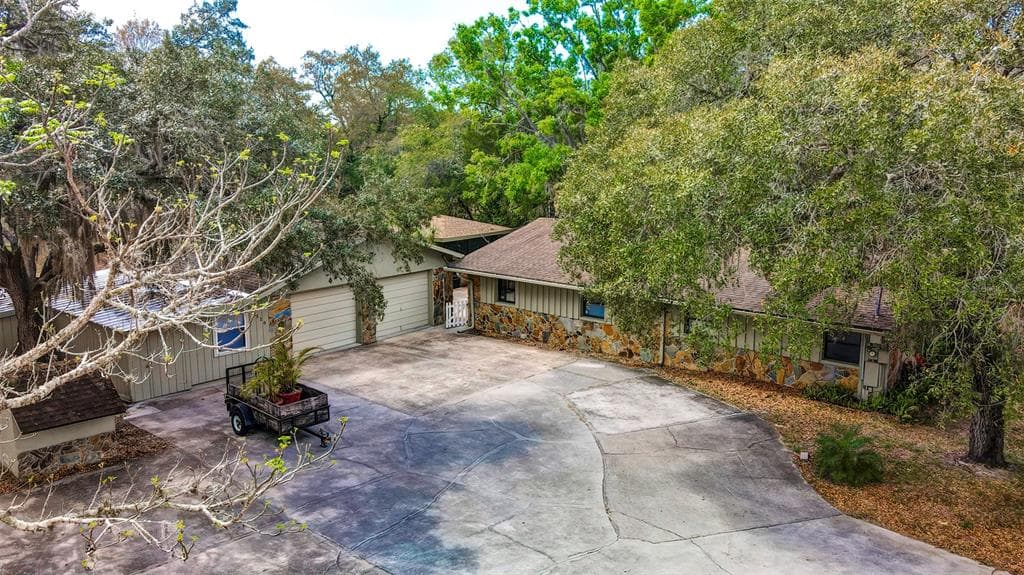 9116 JASMINE BOULEVARD NEW PORT RICHEY, FL 34654