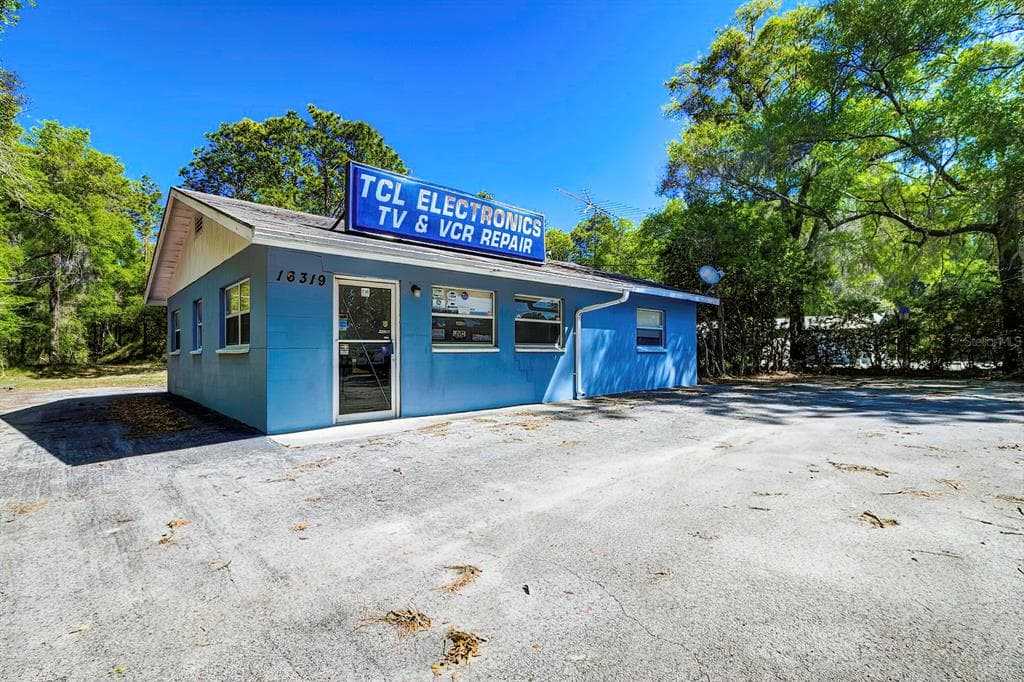 16319 CORTEZ BOULEVARD BROOKSVILLE, FL 34601