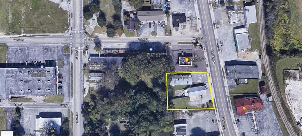 711 S COLLINS STREET PLANT CITY, FL 33563