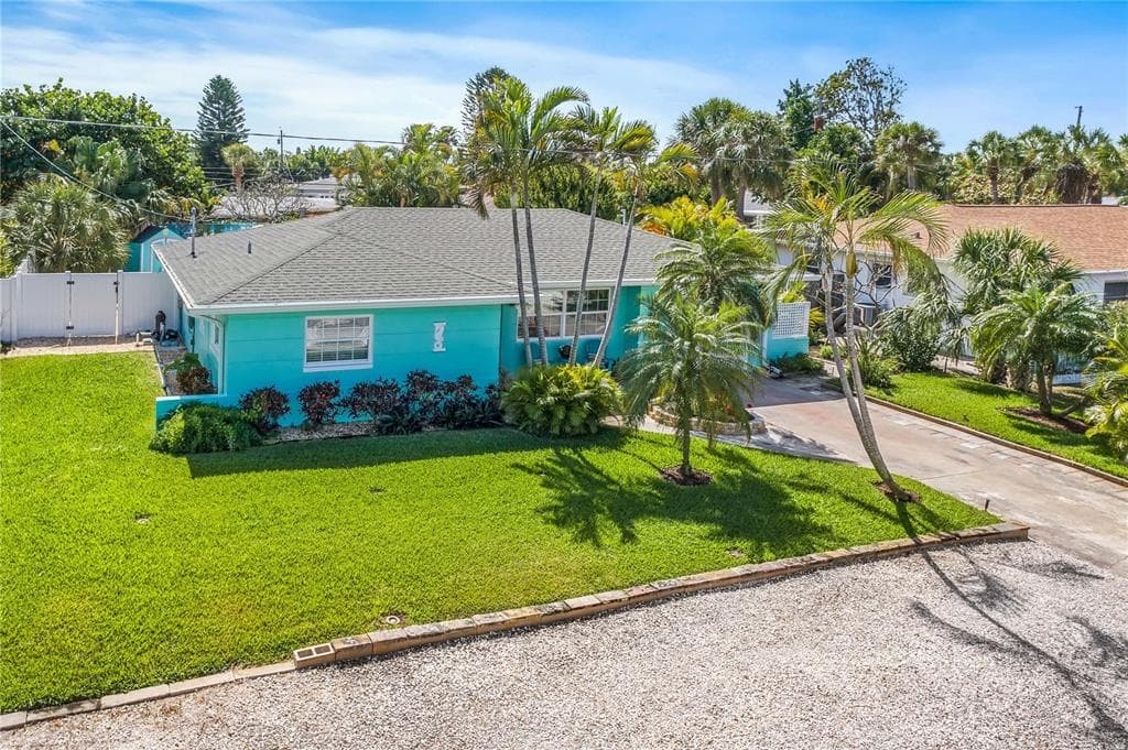 438 88TH AVENUE ST PETE BEACH, FL 33706