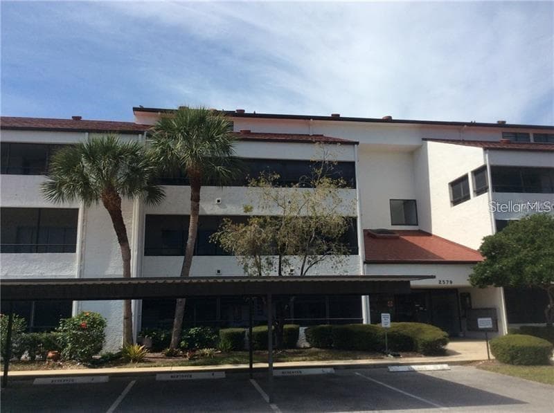 2579 COUNTRYSIDE BOULEVARD UNIT 1204 CLEARWATER, FL 33761