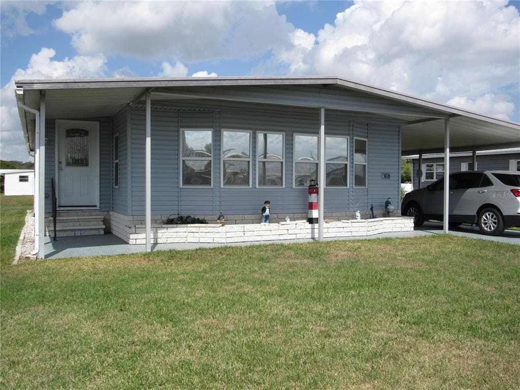 36539 LAKEWOOD DRIVE ZEPHYRHILLS, FL 33542