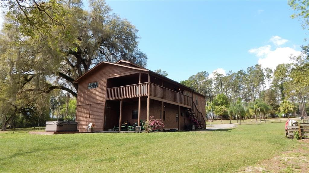 18530 LAKE IOLA ROAD DADE CITY, FL 33523