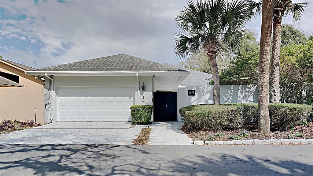 1549 OAK TREE COURT APOPKA, FL 32712