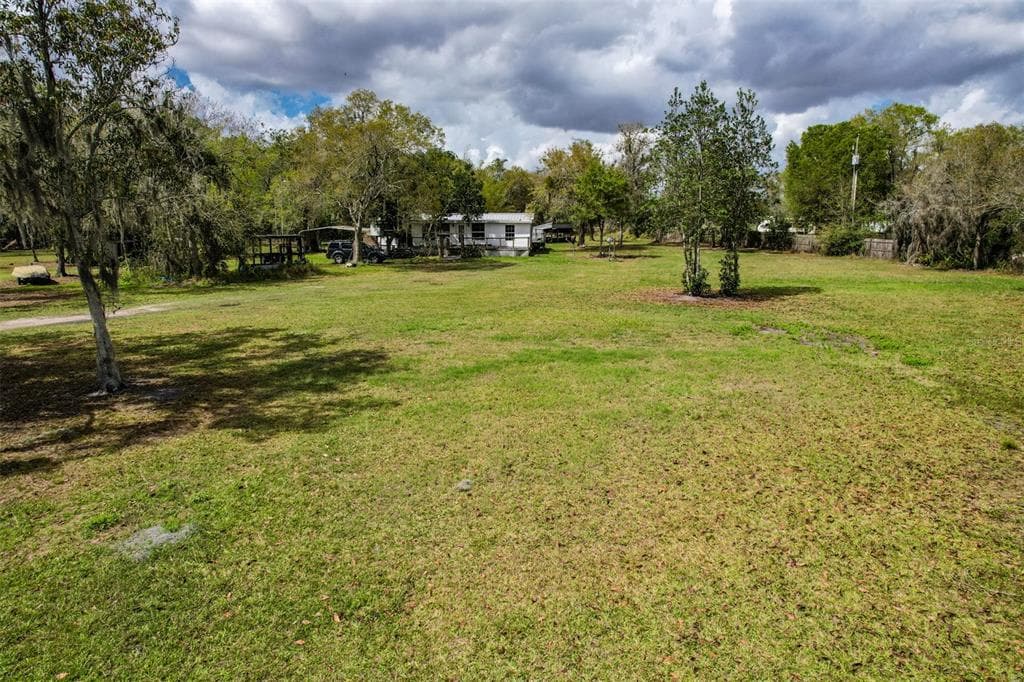 21023 LONESOME ACRE ROAD WIMAUMA, FL 33598