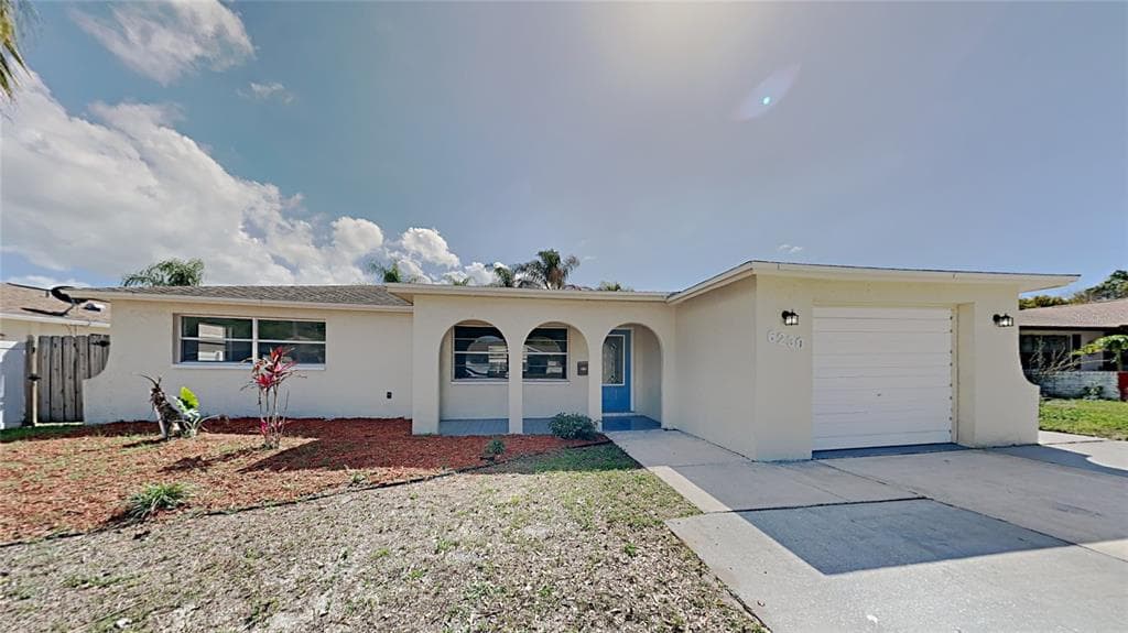 6230 STAUNTON DRIVE HOLIDAY, FL 34690