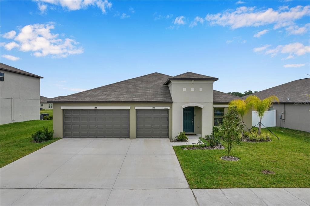 13564 WILLOW BLUESTAR LOOP