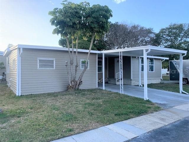 82033 D STREET N UNIT 33 PINELLAS PARK, FL 33781