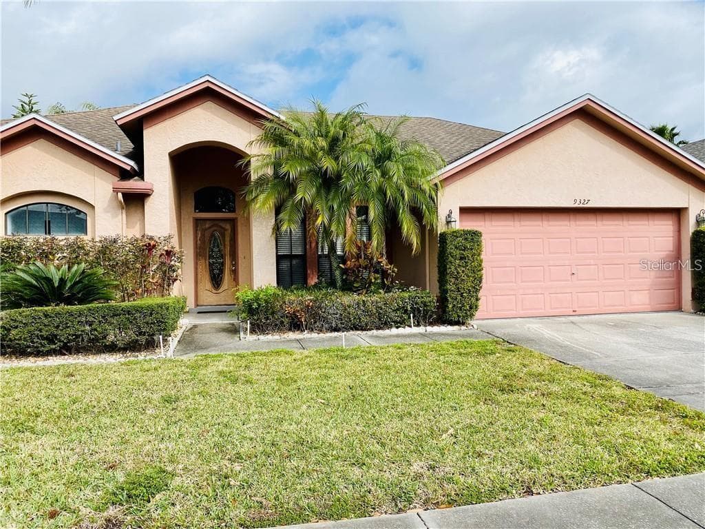 9327 PONTIAC DRIVE TAMPA, FL 33626