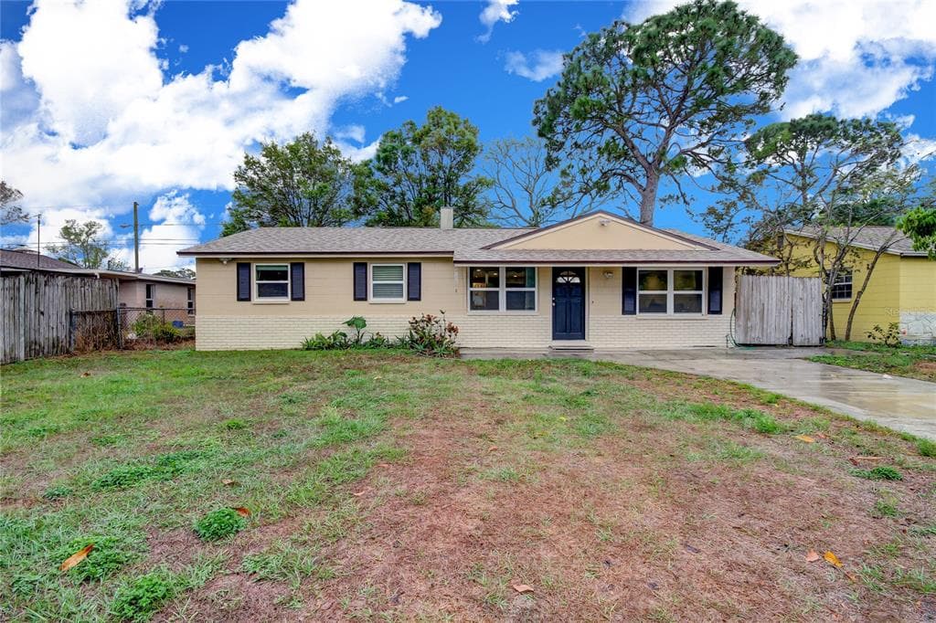 8398 ROSE TERRACE LARGO, FL 33777