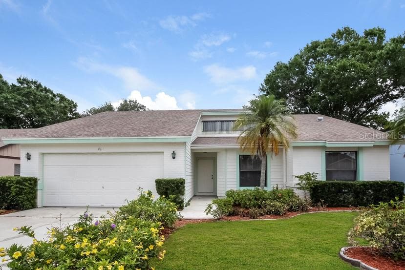 701 49TH STREET E BRADENTON, FL 34208