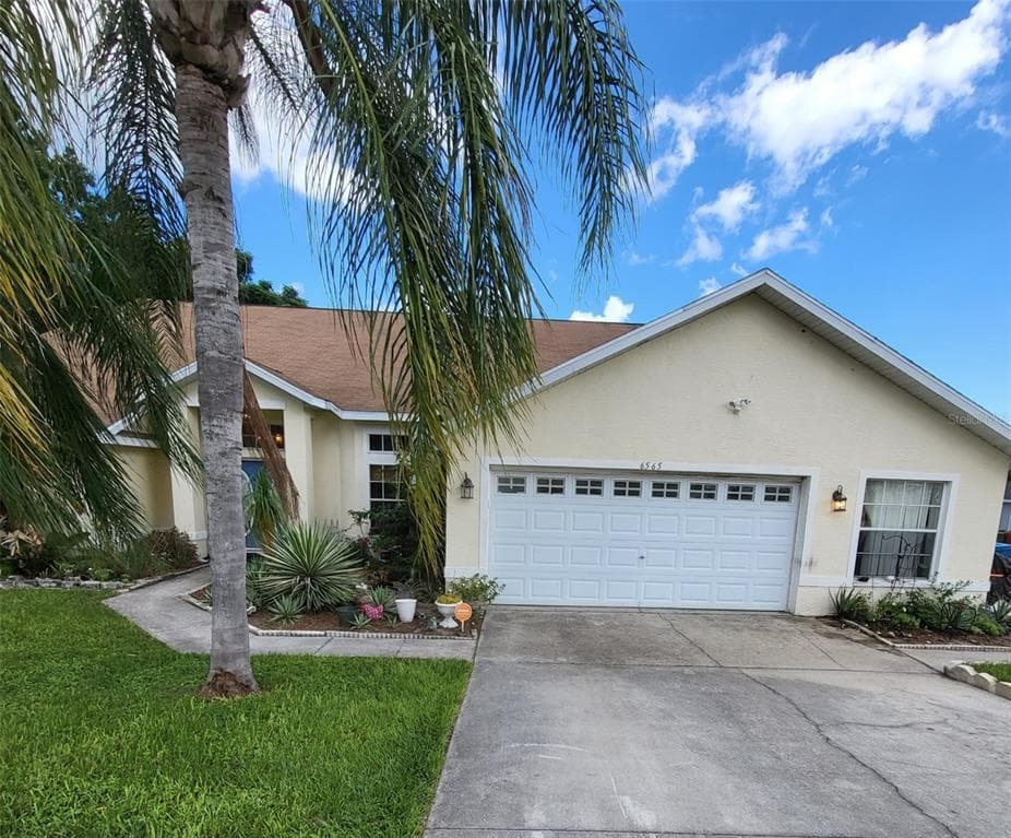 6565 CLEARWATER DRIVE SPRING HILL, FL 34606