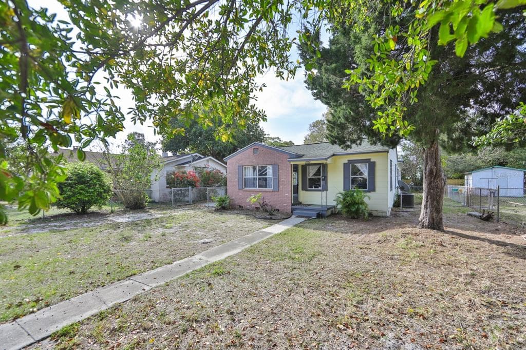 2554 16TH AVENUE N ST PETERSBURG, FL 33713
