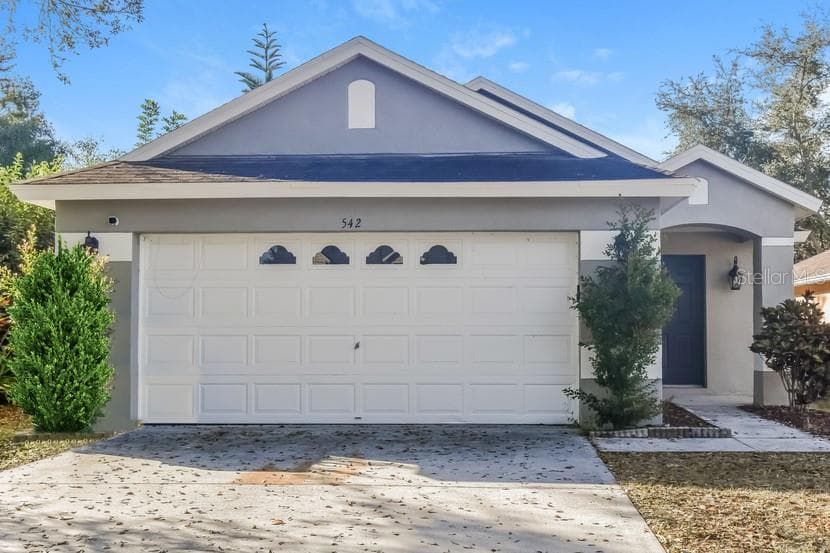 542 SUMMER SAILS DRIVE VALRICO, FL 33594