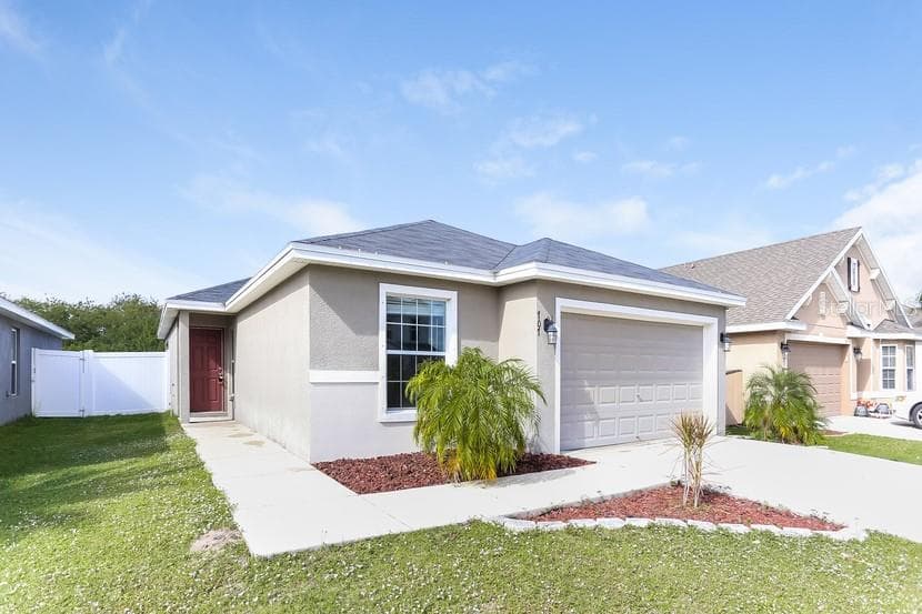 707 BRENTON LEAF DRIVE RUSKIN, FL 33570