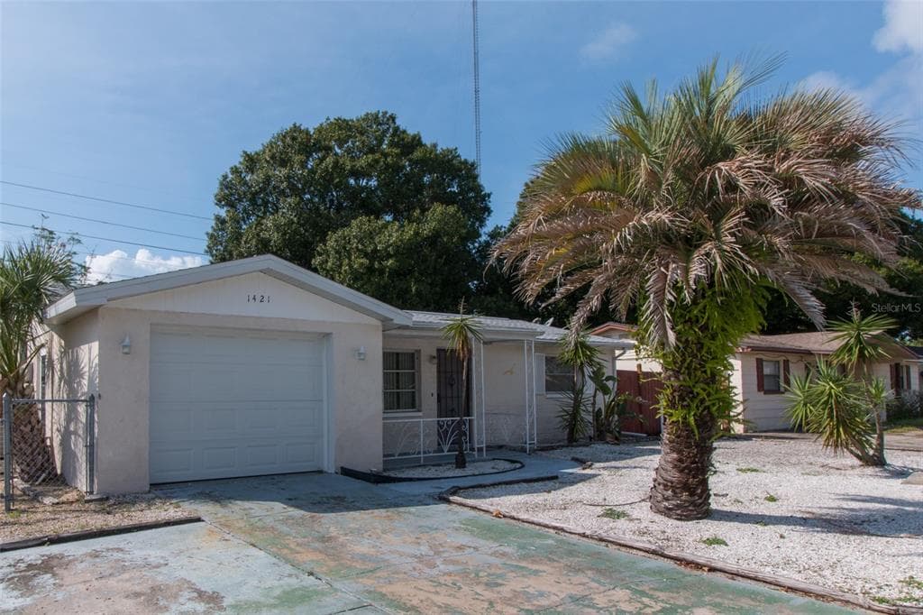 1421 DARTMOUTH DRIVE HOLIDAY, FL 34691