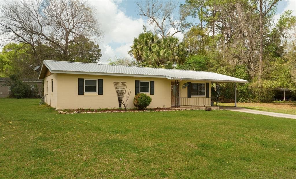 510 SE 5TH TERRACE WILLISTON, FL 32696