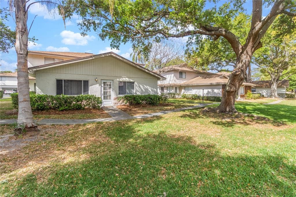 1831 BOUGH AVENUE UNIT 1 CLEARWATER, FL 33760
