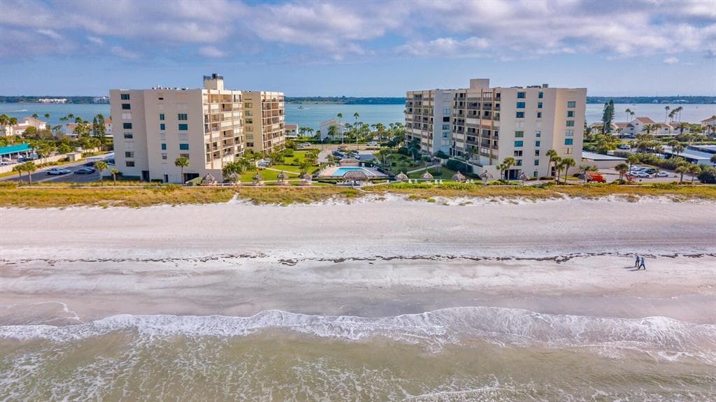 1430 GULF BOULEVARD UNIT 108 CLEARWATER, FL 33767