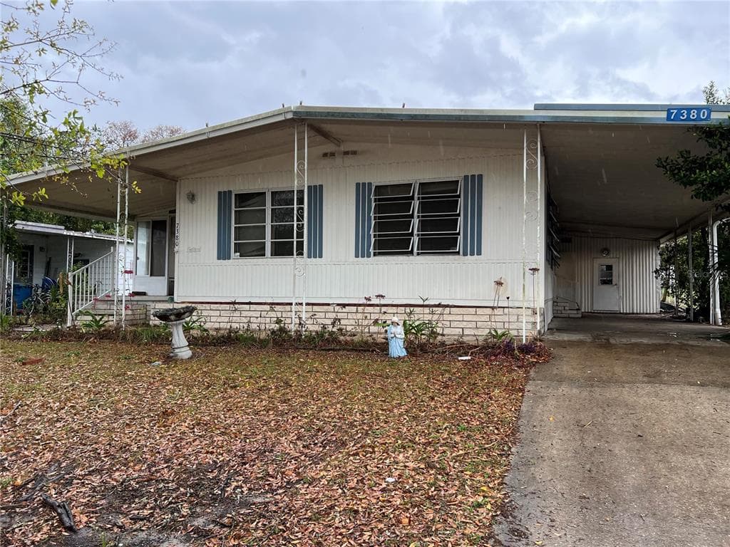 7380 FIRST CIRCLE DRIVE BROOKSVILLE, FL 34613