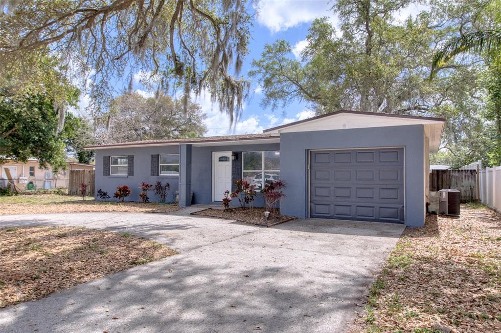 2753 STATE ROAD 590 CLEARWATER, FL 33759