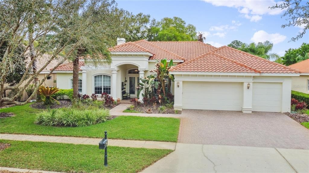 10717 BEAGLE RUN PLACE TAMPA, FL 33626