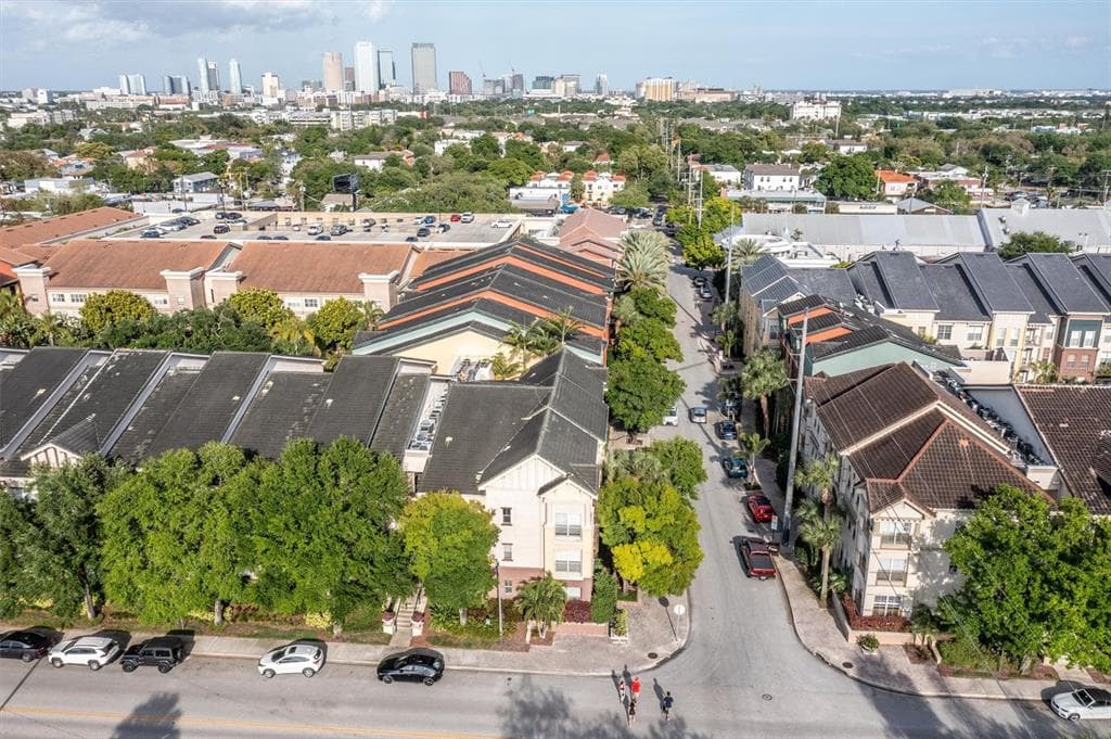 2402 W AZEELE STREET UNIT 438 TAMPA, FL 33609