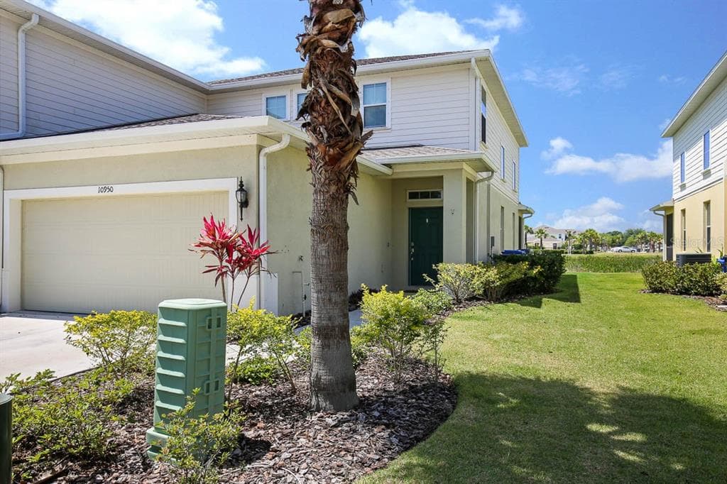 10950 VERAWOOD DRIVE RIVERVIEW, FL 33579