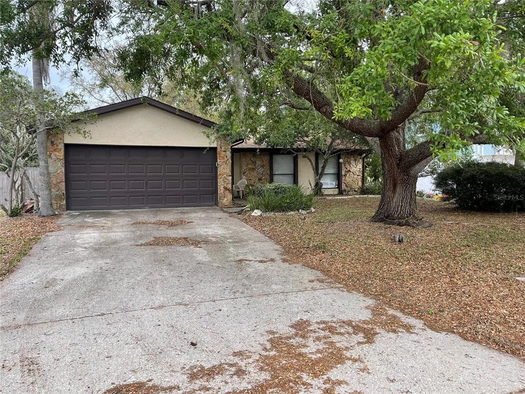 7 BAYWOOD DRIVE PALM HARBOR, FL 34683