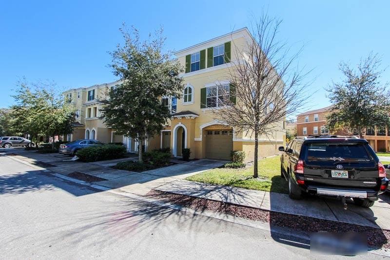 538 VINCINDA CREST WAY TAMPA, FL 33619