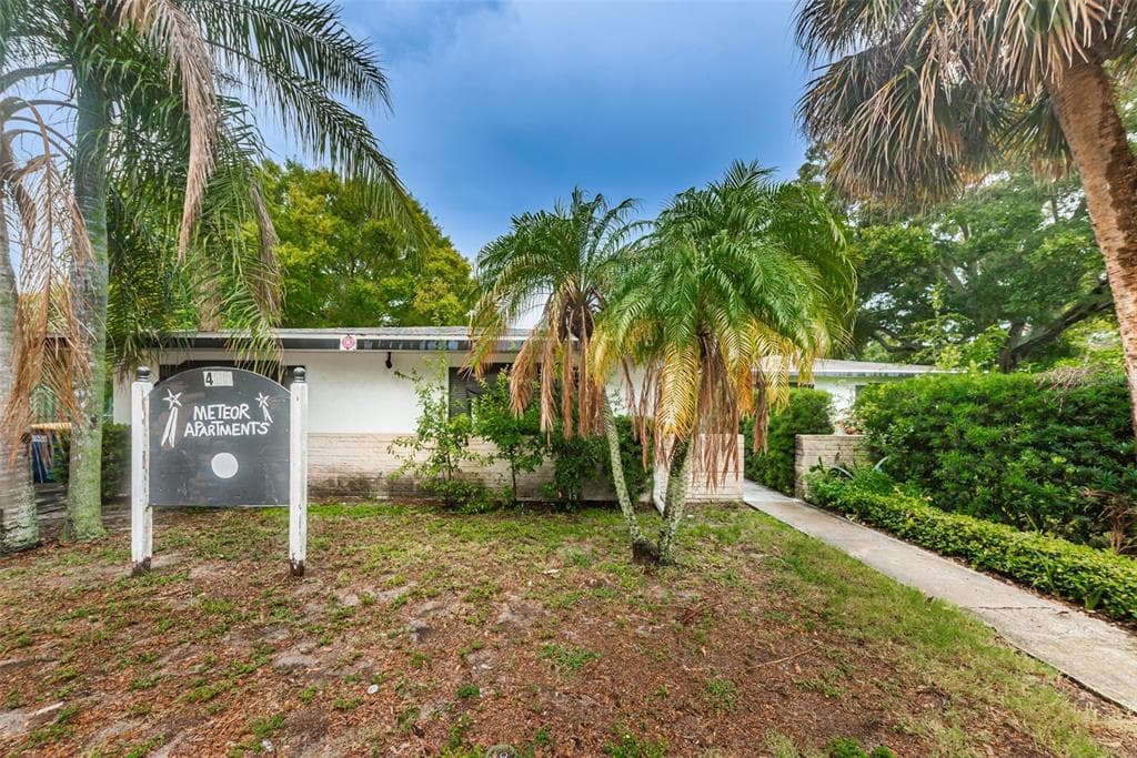400 S METEOR AVENUE CLEARWATER, FL 33765