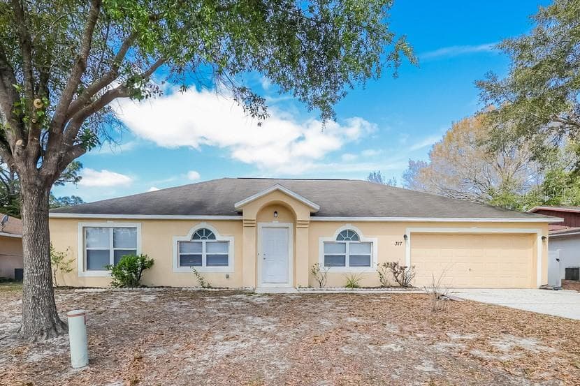 317 SHERBORNE LANE KISSIMMEE, FL 34758