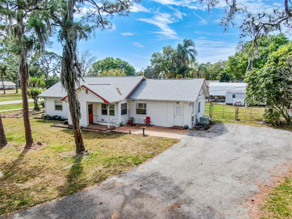 607 7TH STREET SW RUSKIN, FL 33570