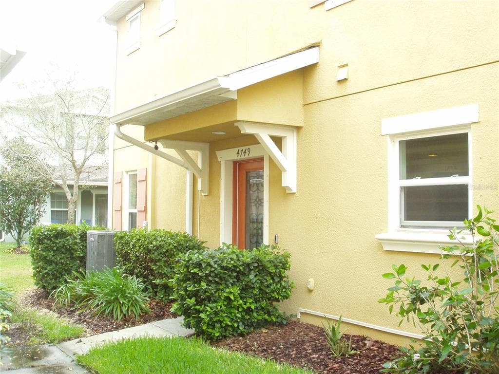 4749 CHATTERTON WAY RIVERVIEW, FL 33578