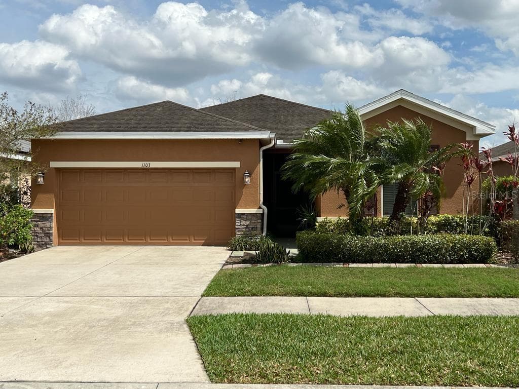 1103 LAUREN MANOR LOOP RUSKIN, FL 33570