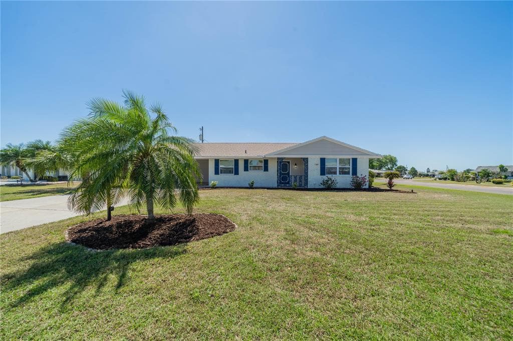 610 FOX HILLS DRIVE SUN CITY CENTER, FL 33573