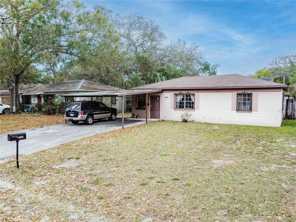 9328 N HIGHLAND AVENUE TAMPA, FL 33612