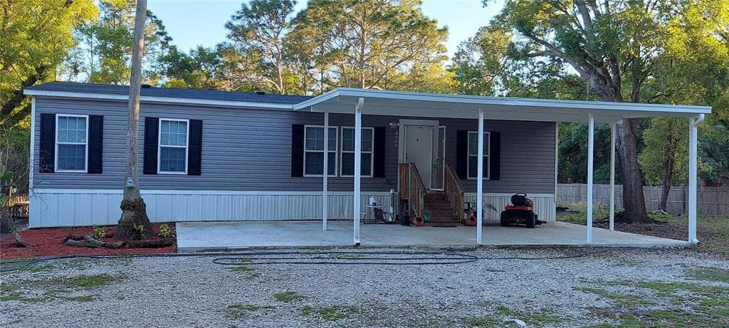 1422 CREEKWOOD RUN