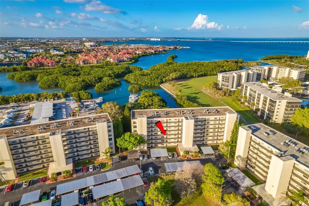 900 COVE CAY DR UNIT 3C CLEARWATER, FL 33760