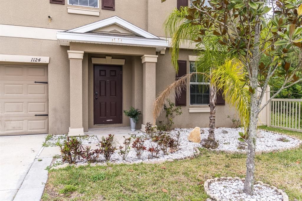 1124 15TH STREET NE RUSKIN, FL 33570