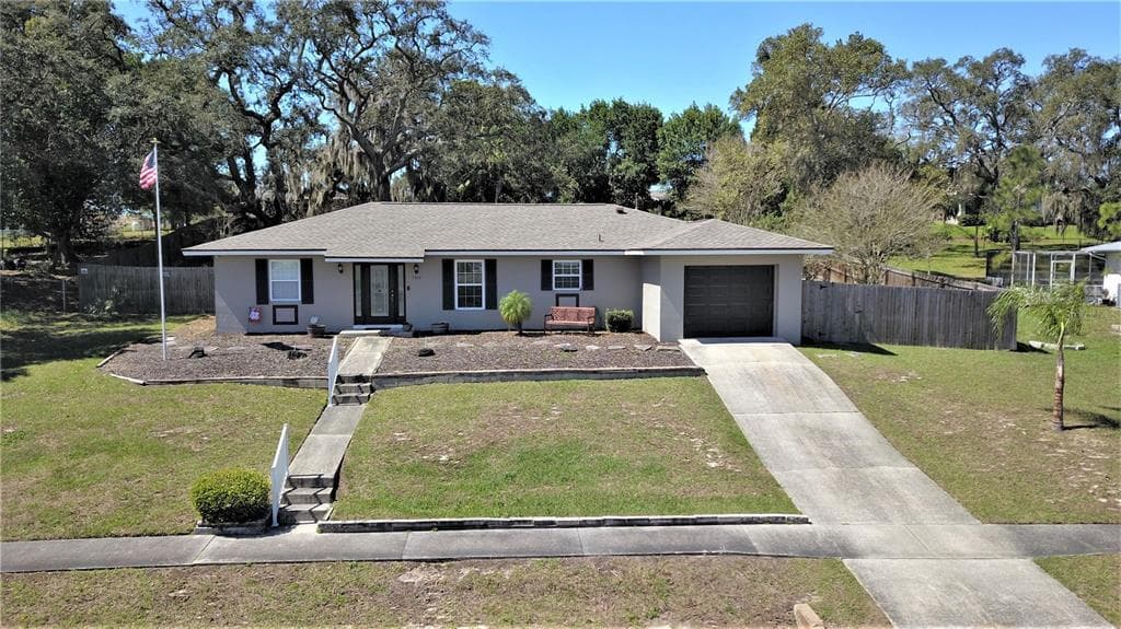 7318 HOLIDAY DRIVE SPRING HILL, FL 34606