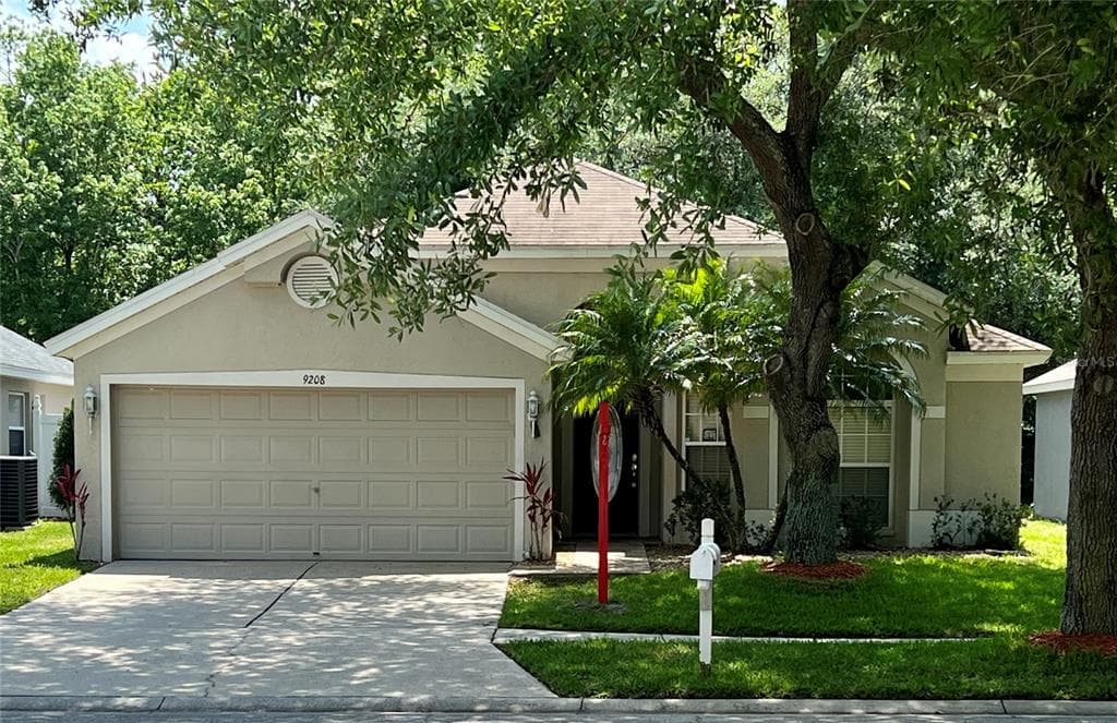9208 MEADOWMONT COURT TAMPA, FL 33626