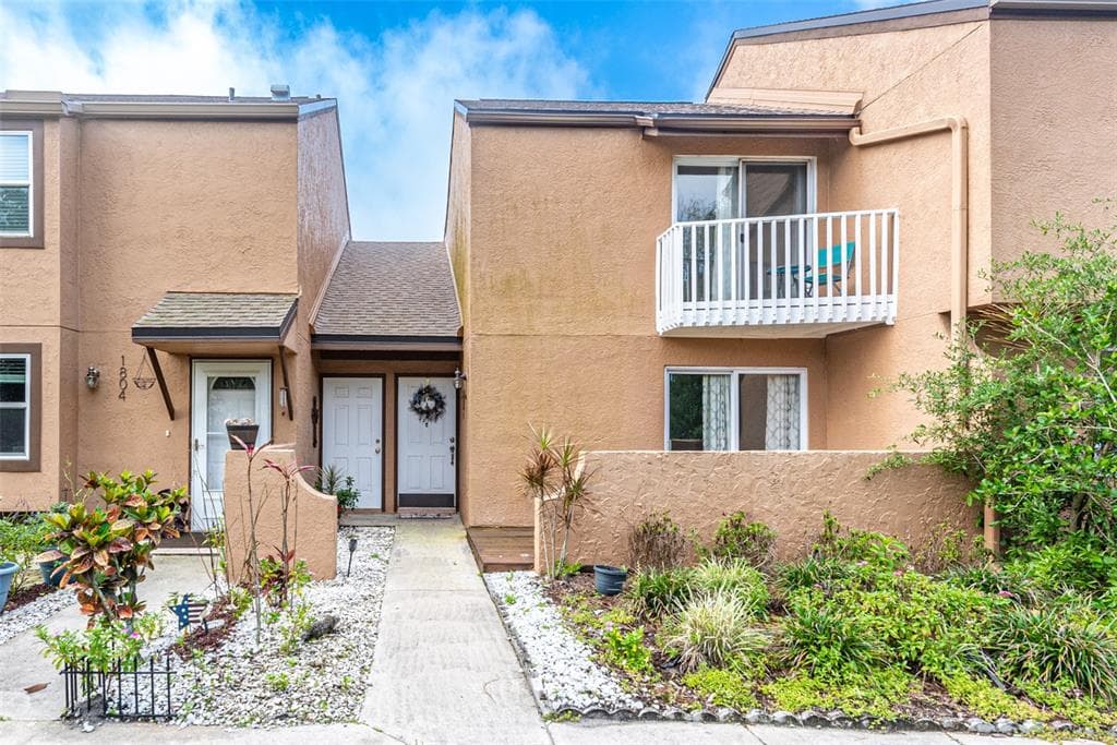 1806 CLEARBROOKE DRIVE CLEARWATER, FL 33760